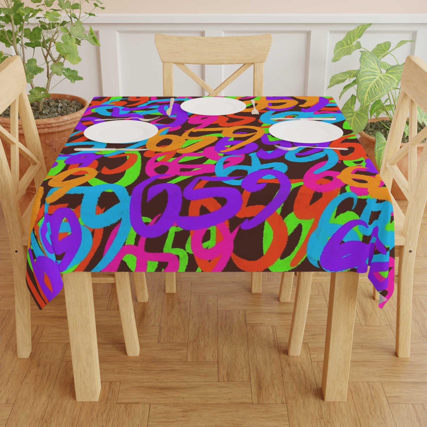 659 Graffiti Tablecloth (Brown)