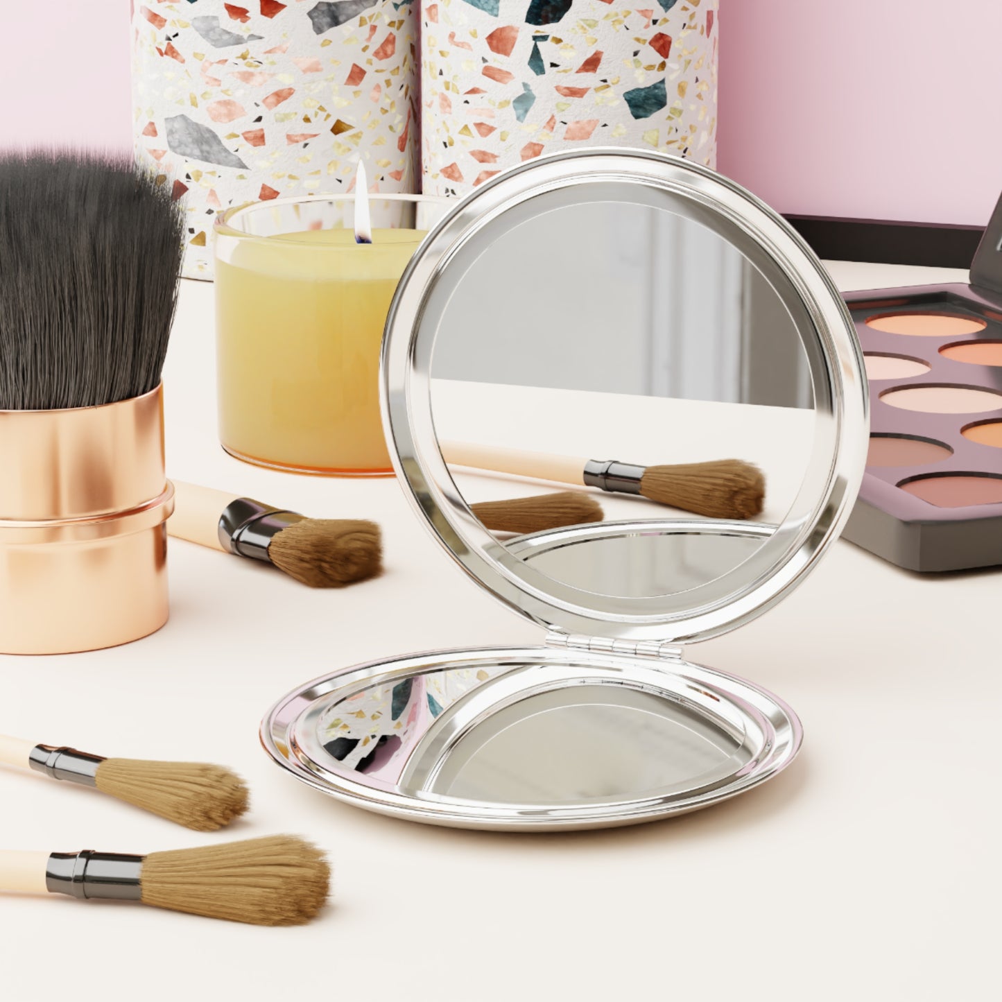659 Graffiti Compact Travel Mirror (Pink)